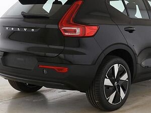 Volvo  175 kW Single Motor RWD Plus Dark
