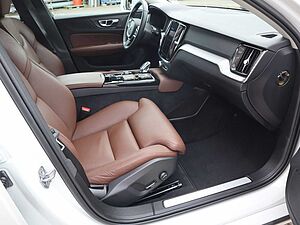 Volvo  T8 Inscription Plug-In Hybrid AWD