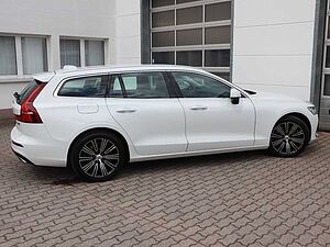 Volvo  T8 Inscription Plug-In Hybrid AWD