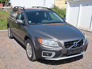 Volvo  D5 Momentum AWD