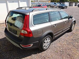 Volvo  D5 Momentum AWD