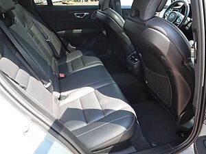 Volvo  B5 Cross Country Ultimate AWD*AZV*Standh*B&W