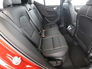 Volvo  B3 Plus Dark FWD