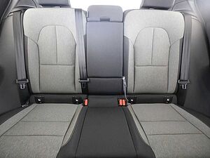 Volvo  B3 Plus Dark FWD