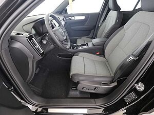 Volvo  B3 Plus Dark FWD