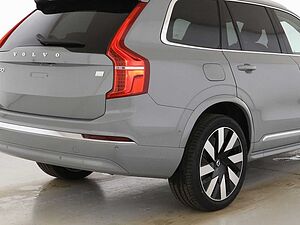 Volvo  T8 Ultra Bright Recharge Plug-In Hybrid AWD