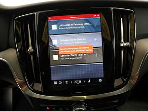 Volvo  T6 Plus Dark Recharge Plug-In Hybrid AWD