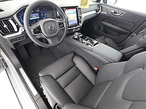 Volvo  T6 Plus Dark Recharge Plug-In Hybrid AWD