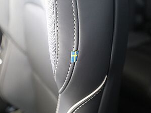 Volvo  T6 Plus Dark Recharge Plug-In Hybrid AWD
