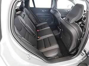 Volvo  T6 Plus Dark Recharge Plug-In Hybrid AWD