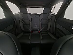 Volvo  Plus Black Edition Recharge Plug-In Hybrid