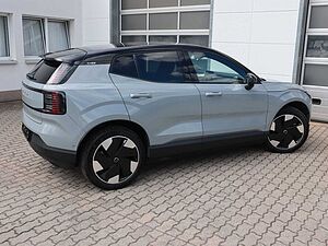 Volvo  Ultra AWD Performance Pure Electric