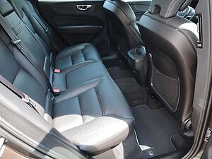 Volvo  D5 Momentum AWD