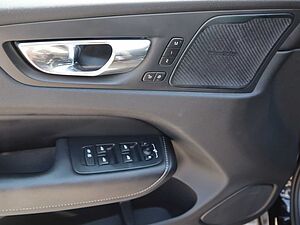 Volvo  D4 Inscription FWD