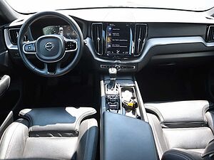 Volvo  D4 Inscription FWD