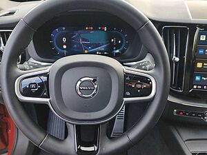 Volvo B4 R Design AWD