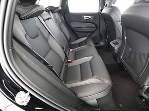 Volvo  B5 Plus Black Edition AWD