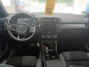 Volvo  B4 R Design FWD