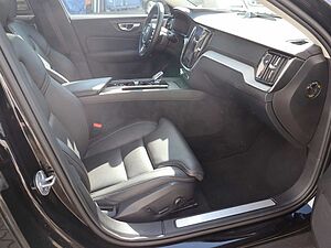 Volvo  B5 Cross Country Ultimate AWD*B&W*Standh*