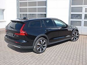 Volvo  B5 Cross Country Ultimate AWD*B&W*Standh*