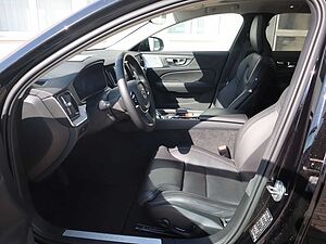 Volvo  B5 Cross Country Ultimate AWD*B&W*Standh*