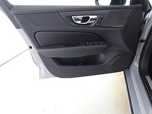 Volvo  T6 Ultra Dark Recharge Plug Hybrid AWD*360°
