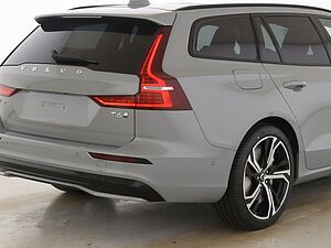 Volvo  T6 Ultra Dark Recharge Plug Hybrid AWD*360°