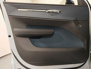 Volvo  Ultra AWD Performance Pure Electric