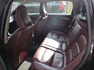 Volvo  D5 Summum