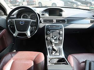 Volvo  D5 Summum