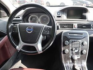 Volvo  D5 Summum