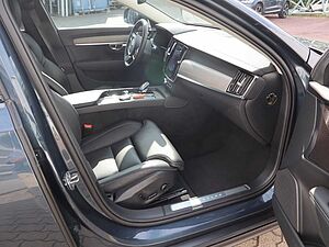 Volvo  B5 Cross Country Plus AWD