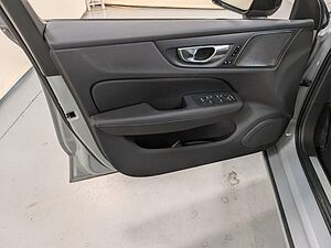 Volvo  T6 Plus Dark Recharge Plug-In Hybrid AWD*AHK