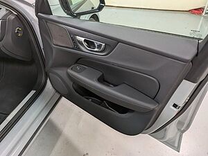 Volvo  T6 Plus Dark Recharge Plug-In Hybrid AWD*AHK