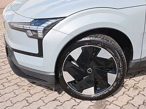 Volvo  Plus 2WD Pure Electric