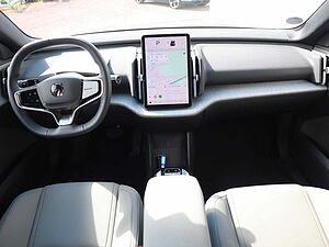 Volvo  Plus 2WD Pure Electric