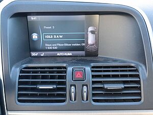 Volvo  D5 Momentum AWD