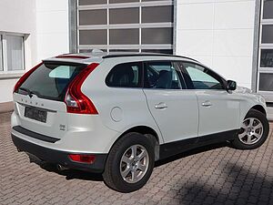 Volvo  D5 Momentum AWD