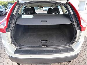 Volvo  D5 Momentum AWD
