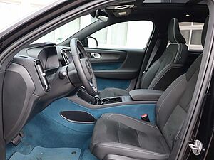 Volvo  Ultimate Recharge Pure Electric AWD