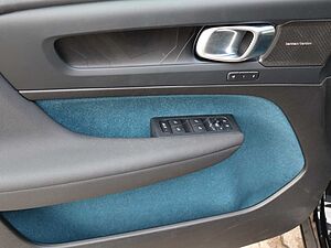 Volvo  Ultimate Recharge Pure Electric AWD