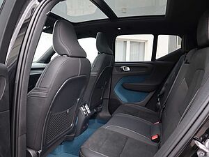 Volvo  Ultimate Recharge Pure Electric AWD