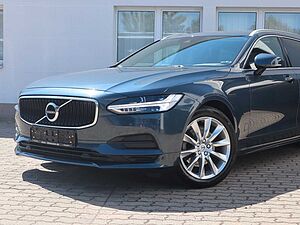 Volvo  D4 Momentum Pro LED*AHK*RFK*SHZ