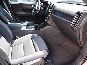 Volvo  Ultimate Recharge Pure Electric AWD