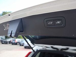 Volvo  B5 R Design AWD