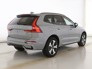 Volvo  T6 Plus Dark Recharge Plug-In Hybrid AWD