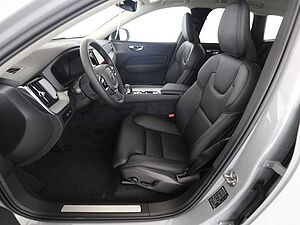 Volvo  T6 Plus Dark Recharge Plug-In Hybrid AWD