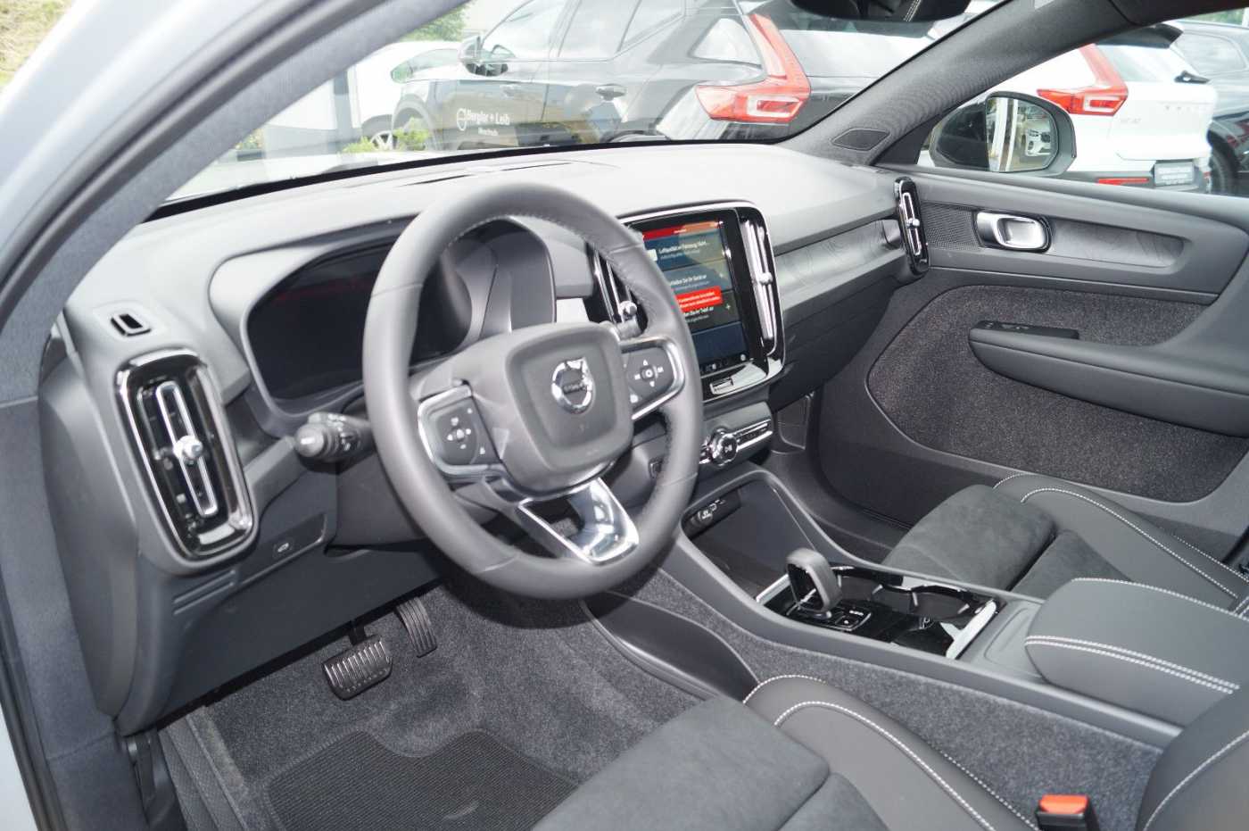 Volvo  Recharge Single Extended Range RWD Plus Aut.