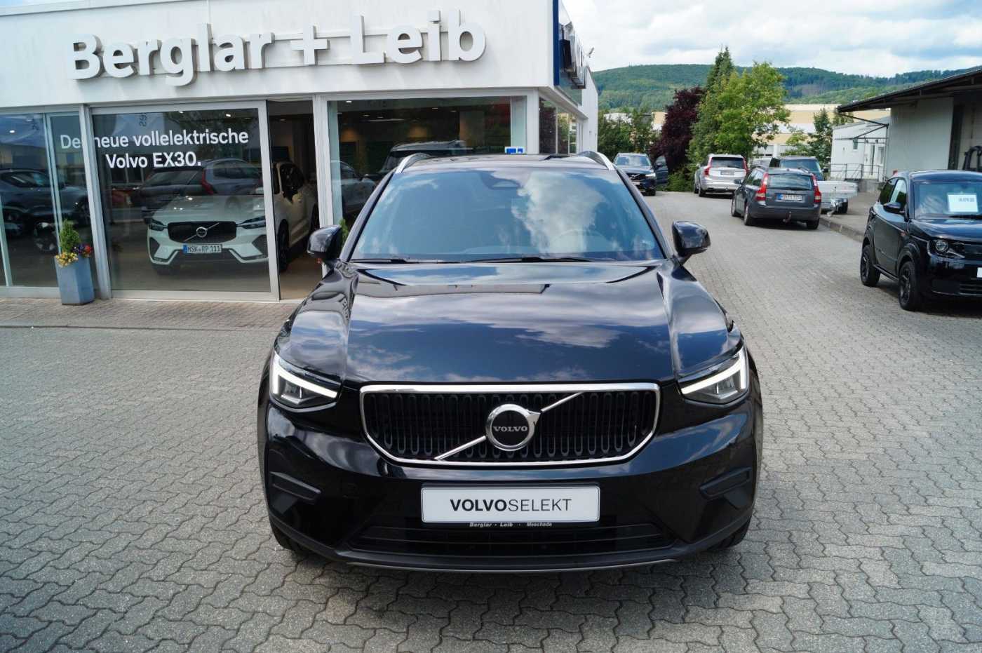 Volvo  B3 Benzin 2WD DKG/elektr. Connect-Sitze/19'
