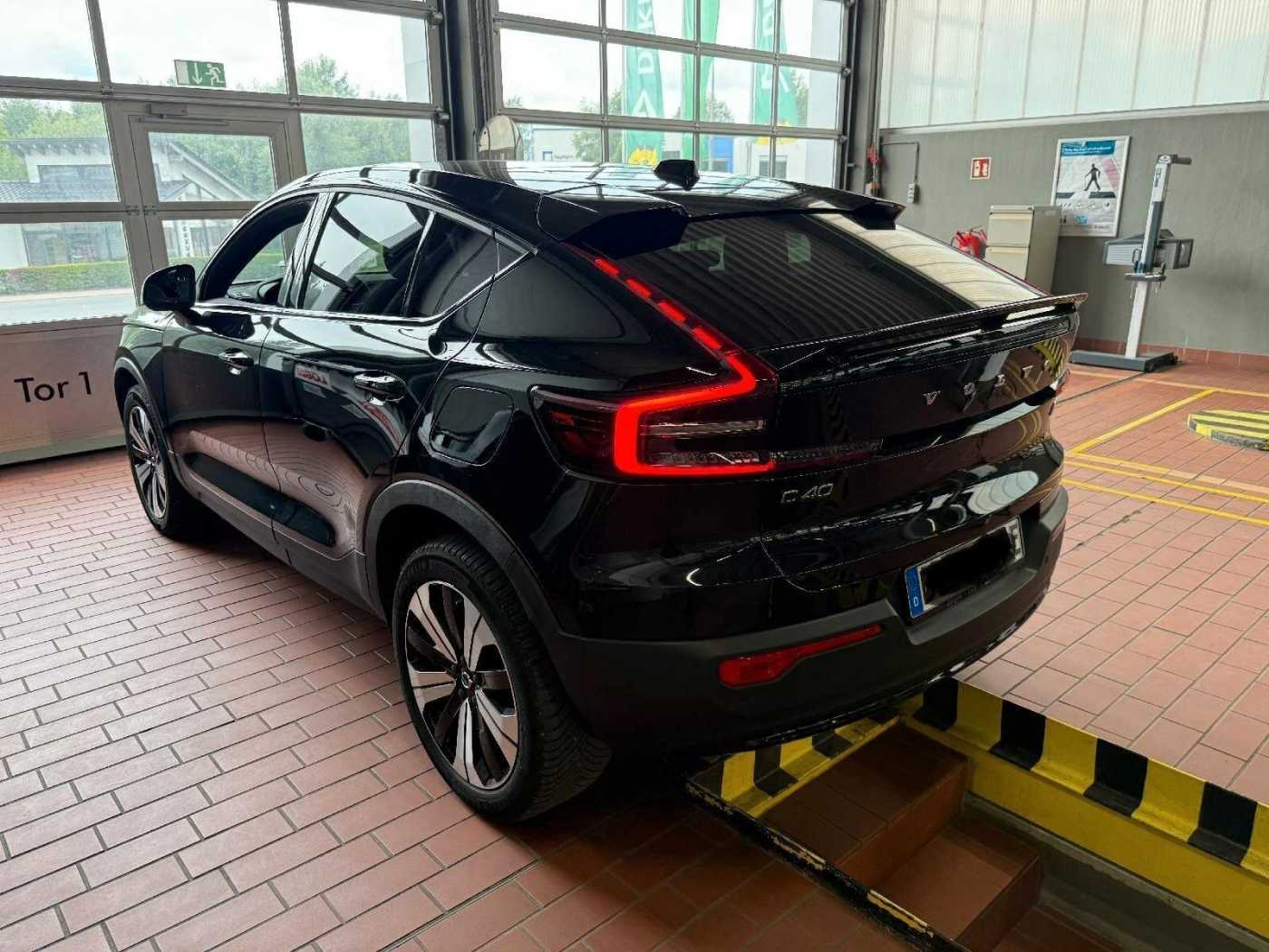 Volvo  Recharge Twin AWD Ultimate Aut. /AHK/360°/H+K